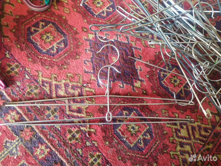 Вешалки редкие металл (ретро)