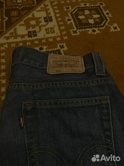 Джинсы levis