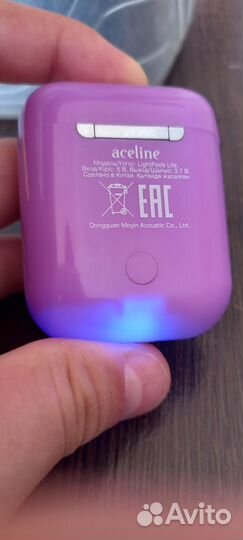 Беспроводные наушники airpods