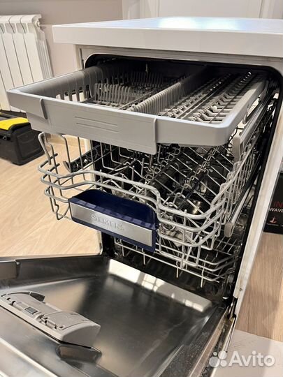 Посудомоечная машина Siemens отдельностоящая