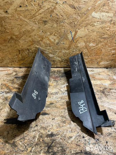 Направляющие потока воздуха Рено Меган 2