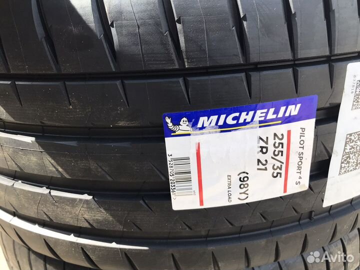 Michelin на Mercedes W223 255/35R21 285/30R21