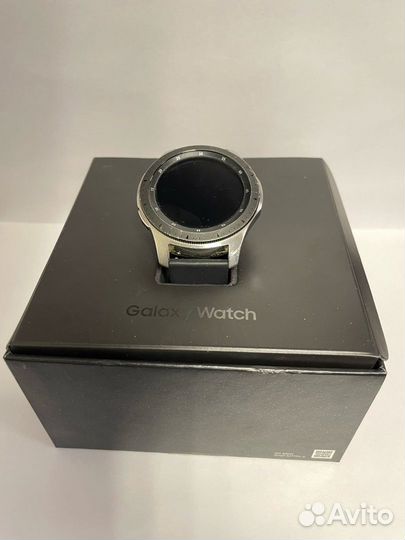 Смарт-часы Samsung Galaxy Watch4 46mm