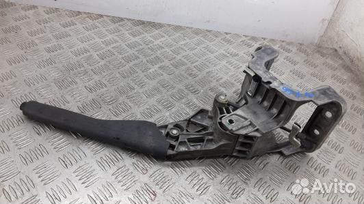 Рычаг ручного тормоза (ручник) volkswagen touran