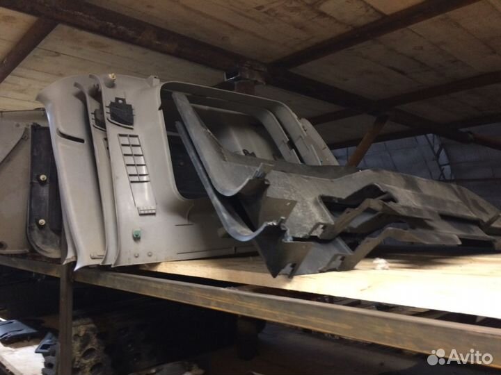 Салонный пластик Pajero 3