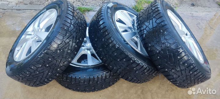 Pirelli P Zero II SUV 215/65 R17