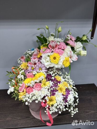 Композиция и букет на 1 сентября