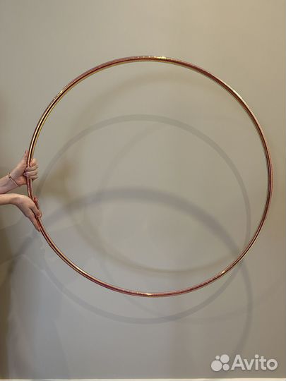 Обруч и мяч для художественной гимнастики