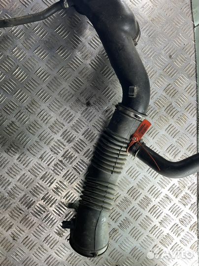 Патрубок воздушного фильтра Opel Sintra 2.2 x22xe