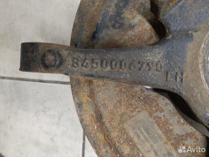 Кулак поворотный Лада Веста 21129 2017