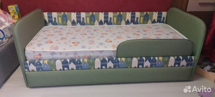 Кровать детская