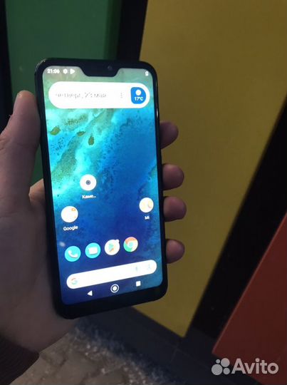 Xiaomi Mi A2 Lite Android One, 3/32 ГБ