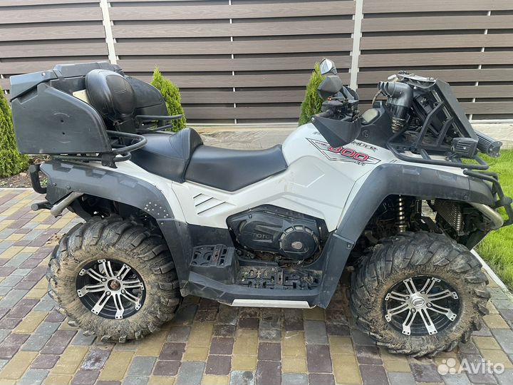 Квадроцикл cf moto800