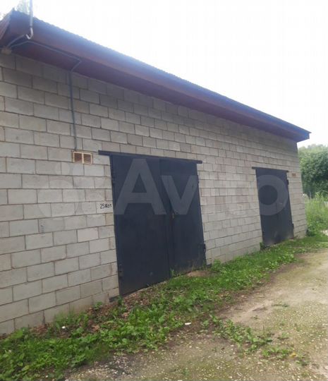 Гараж, > 30 м²