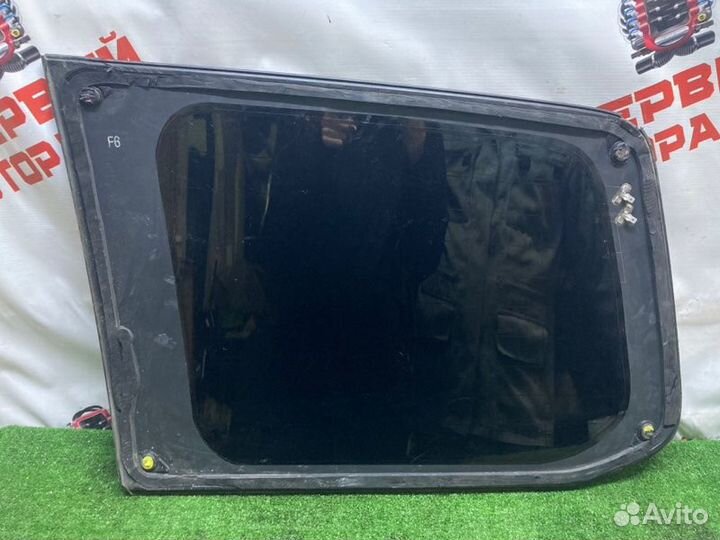 Форточка кузова правая Lexus Lx570 2008