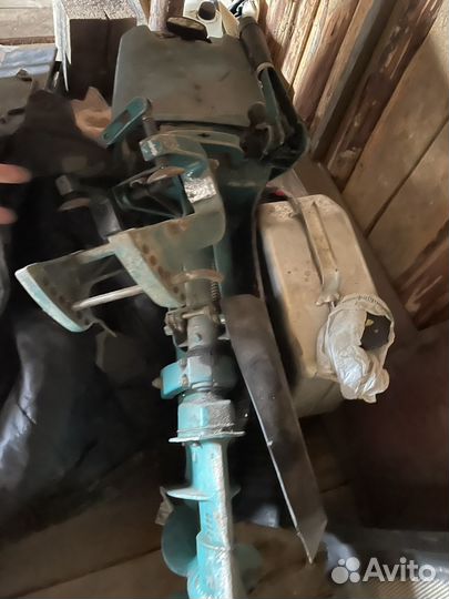 Лодочный мотор