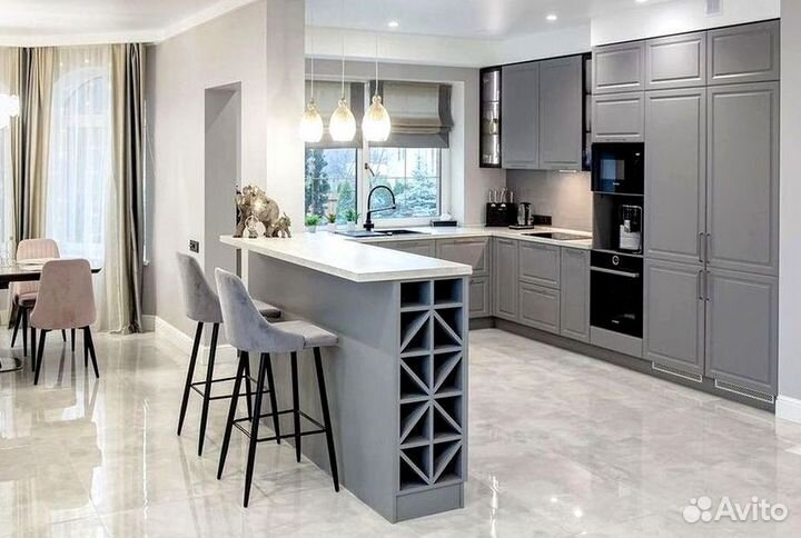 Кухонный гарнитур в современном стиле на заказ