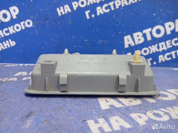 Плафон салона Toyota Rav4 кроссовер 2008