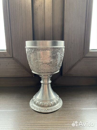 Оловянный кубок