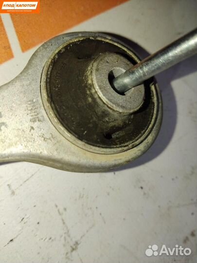 Рычаг передний левый верхний Audi A4 B5 рест. 2000