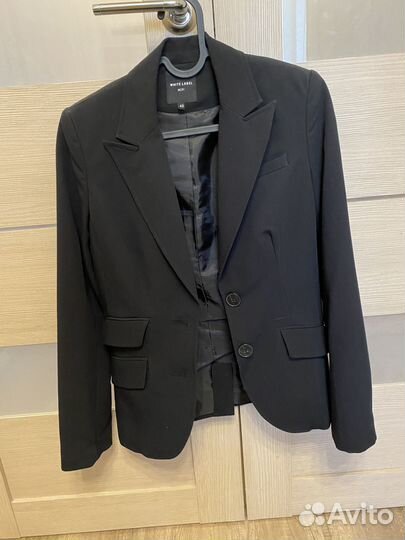 Пиджак женский 42