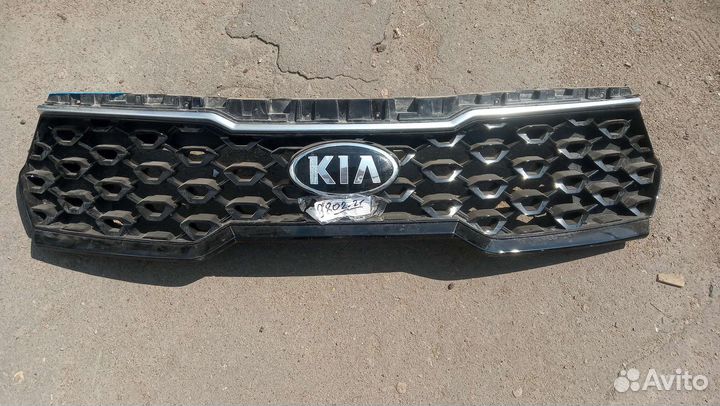Решётка радиатора Kia Sorento 4
