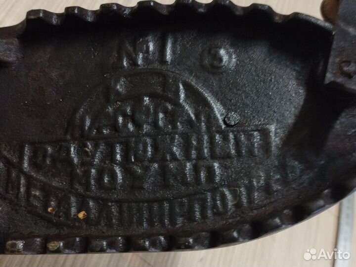 Утюг чугунный старинный