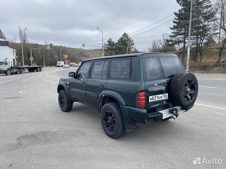 Nissan patrol y61 капот