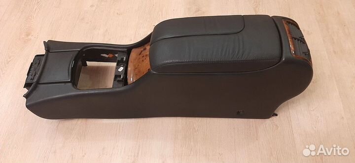 Подлокотник Mercedes S-Class W220 Рестайлинг