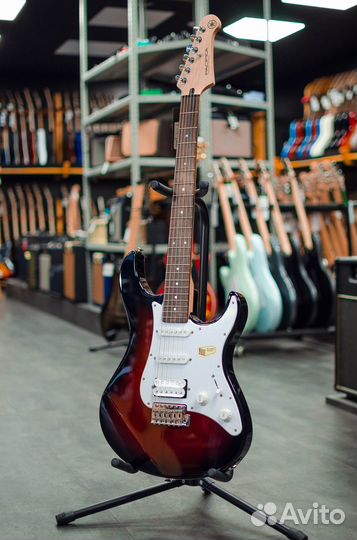 Yamaha Pacifica-112J OVS