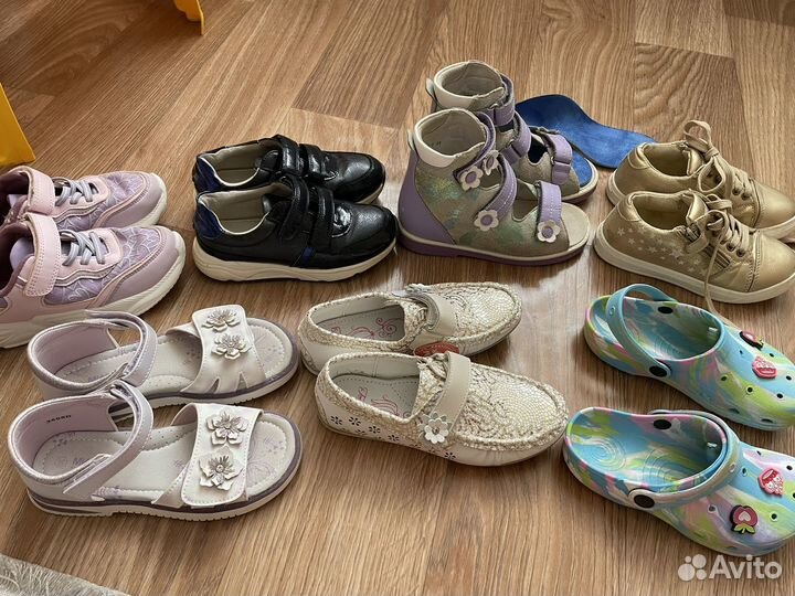 Много обуви