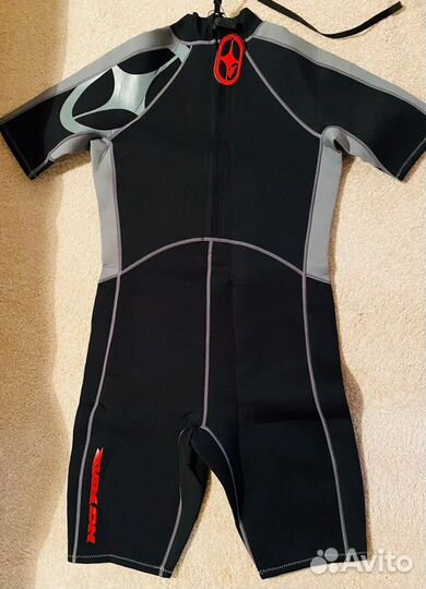 Костюм для подводного плавания