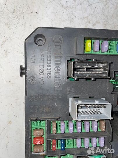 Блок предохранителей Citroen C4 B7