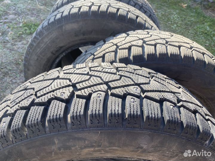 Pirelli Ice Zero 175/70 R14 82H