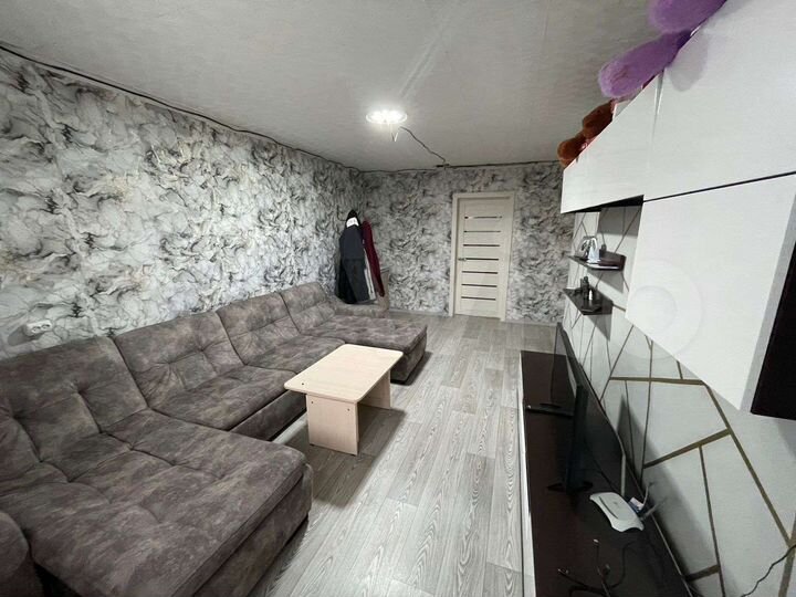 3-к. квартира, 60 м², 5/5 эт.