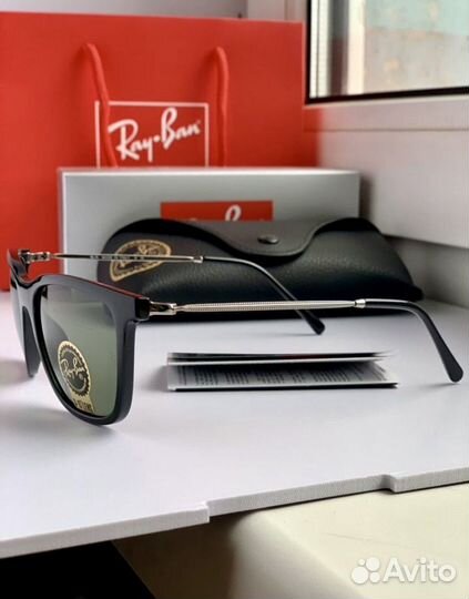 Очки ray ban hightatreet зеленые