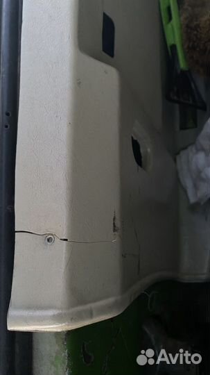 Светлый пластик багажника 2106