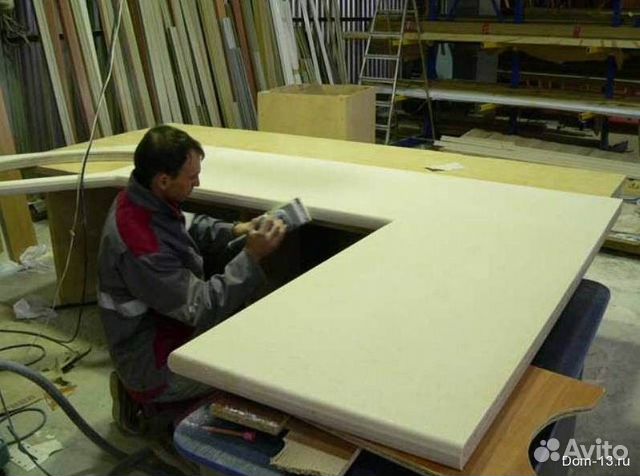 Столешница для кухни из акрилового камня