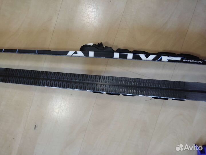 Беговые лыжи