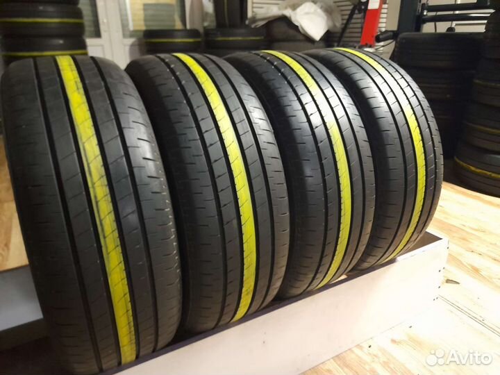 Bridgestone Turanza T005 215/55 R17 94V