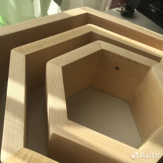 Полка настенная соты