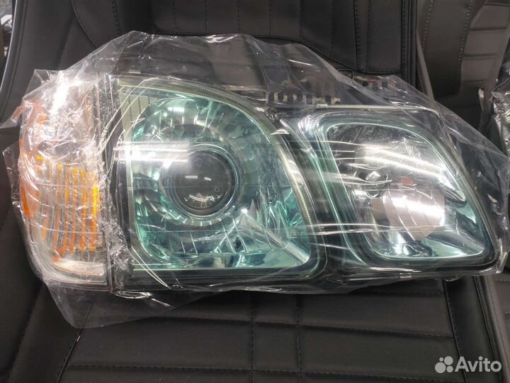 Lexus lx 470 фара