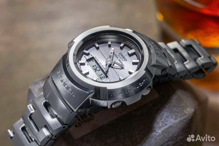 Новые часы casio G-Shock AWM-500D-1A8