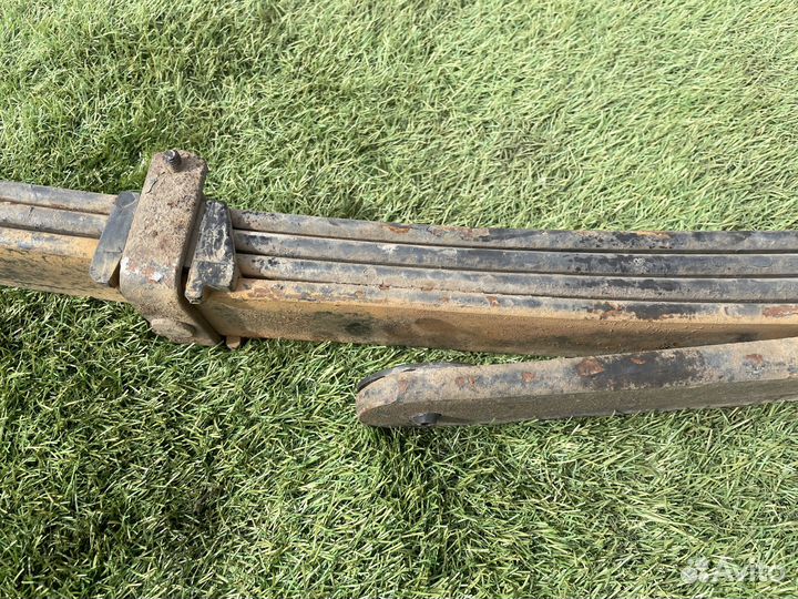 Рессоры задние Chevrolet Suburban GMT400