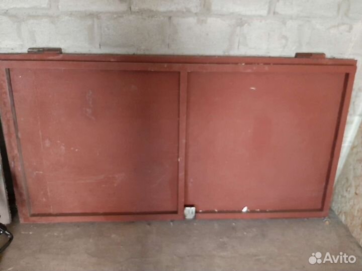 Железная дверь