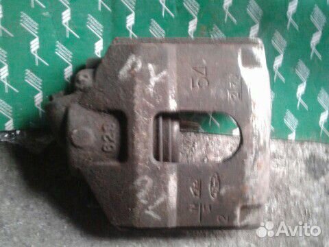 Мазда демио суппорт правый