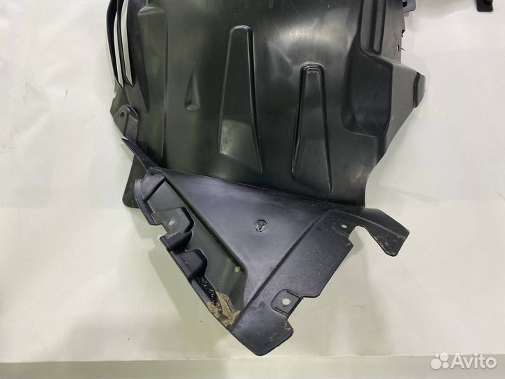 Подкрылок локер передний правый W166 X166 C292