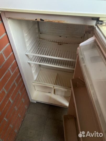 Холодильник на запчасти