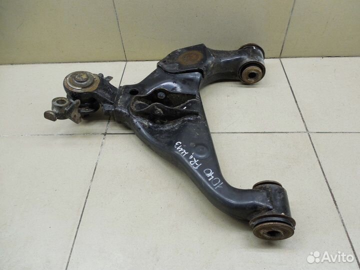 Рычаг передний нижний правый Hi Lux 2015