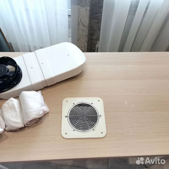 Вытяжка для маникюра встраиваемая